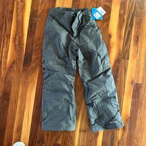 Columbia grey snow pants. Age 11/12. New with tags